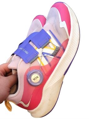 New Balance Girl's Pink & Purple Dynasoft Reveal V4 BOA Shoes Size 3